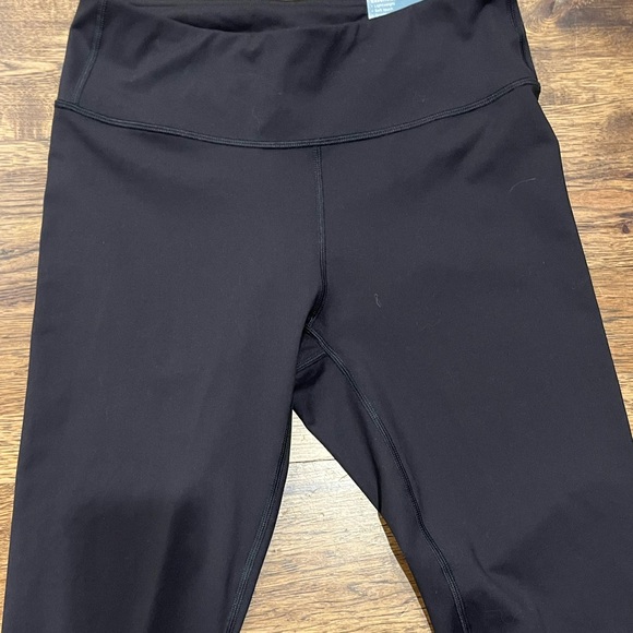 Kohl’s women’s Tek Gear essential soft 7/8 leggings - Picture 9 of 9